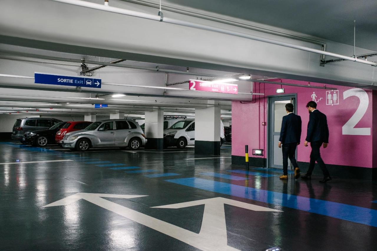 Botanique Suites Airbnb, Antwerpia Zewnętrze zdjęcie