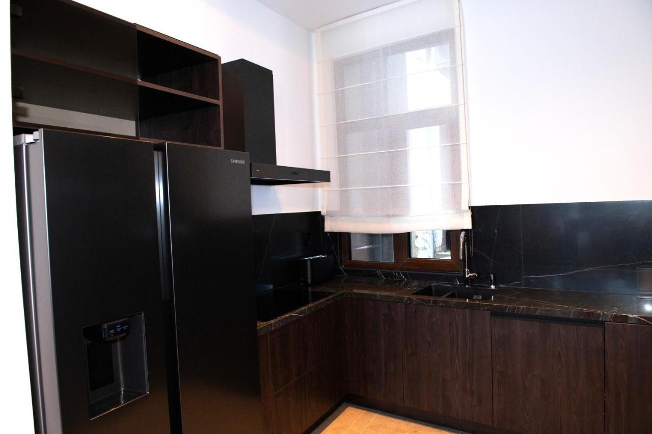 Botanique Suites Airbnb, Antwerpia Zewnętrze zdjęcie