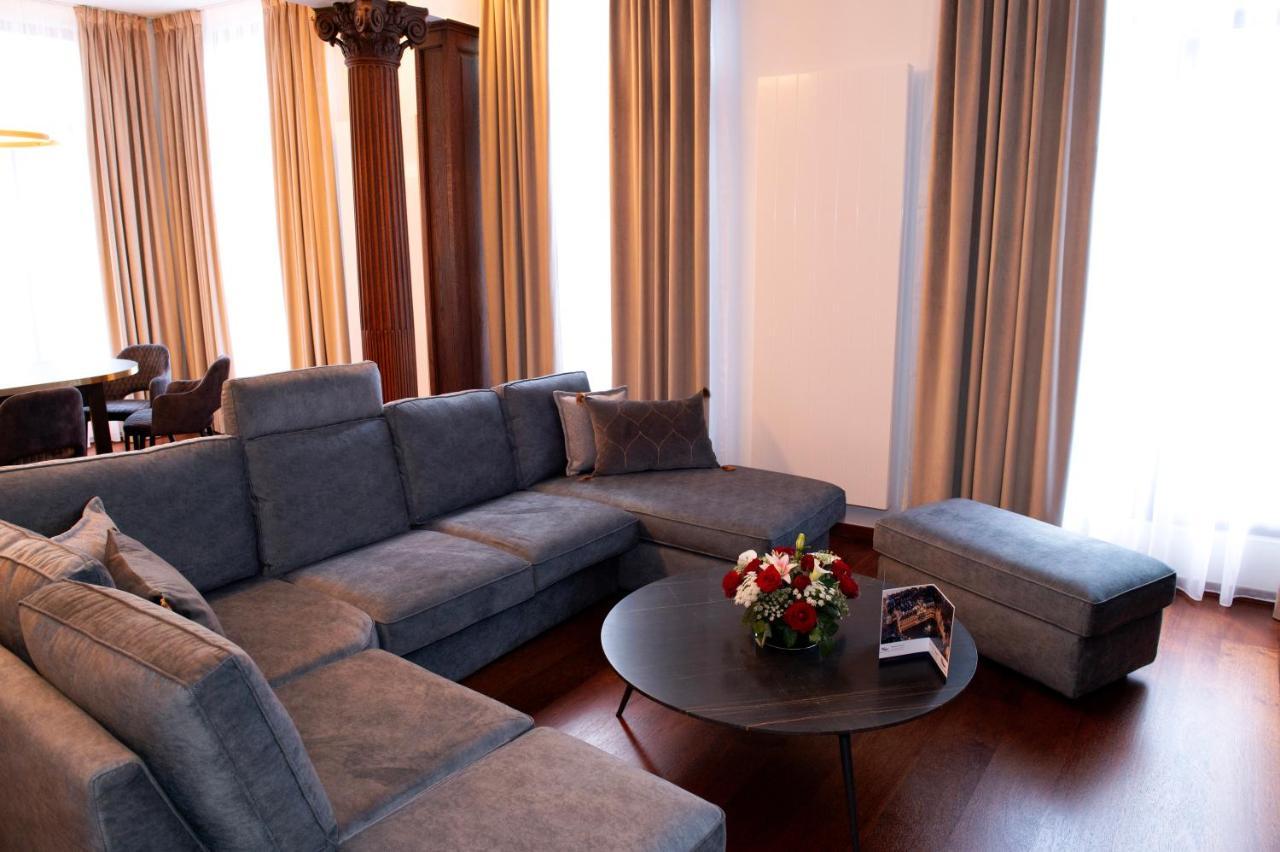 Botanique Suites Airbnb, Antwerpia Zewnętrze zdjęcie