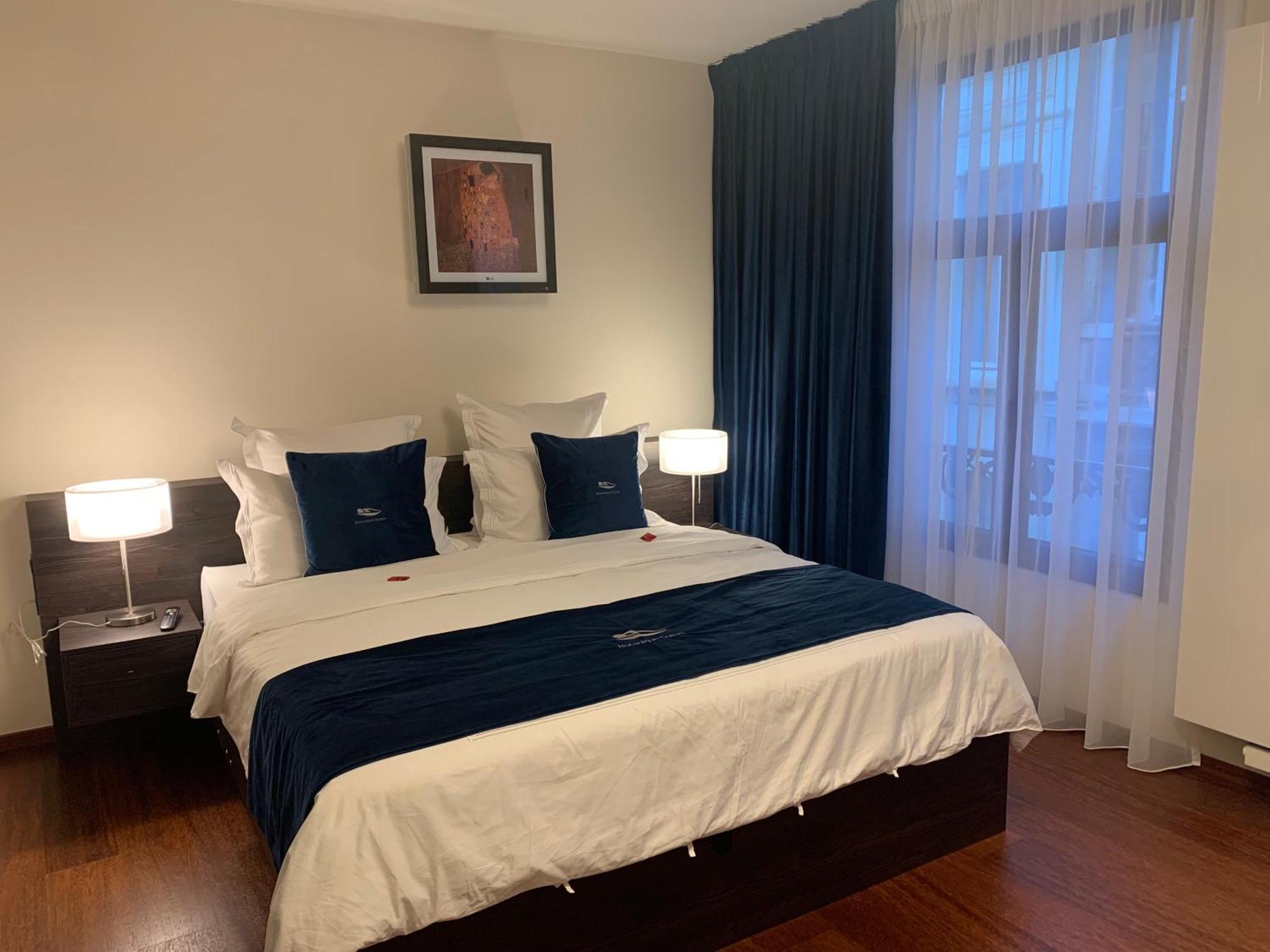 Botanique Suites Airbnb, Antwerpia Zewnętrze zdjęcie