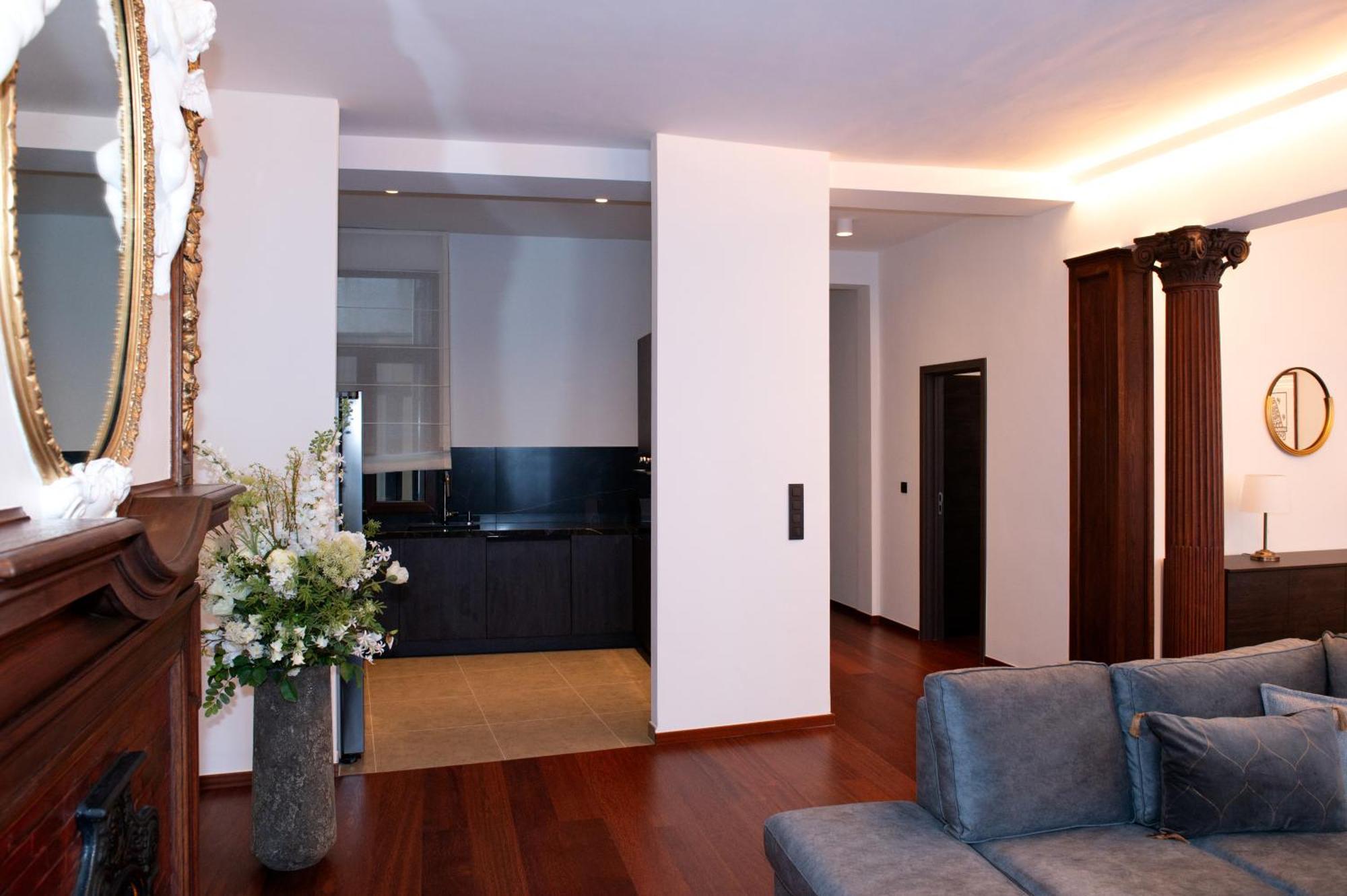 Botanique Suites Airbnb, Antwerpia Zewnętrze zdjęcie