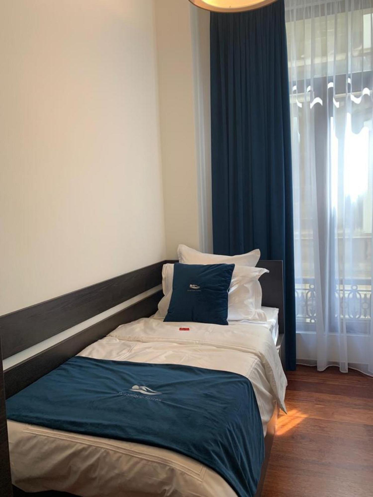 Botanique Suites Airbnb, Antwerpia Pokój zdjęcie
